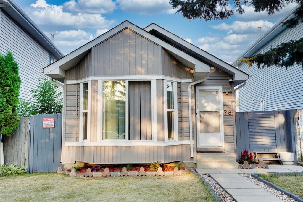 I have sold a property at 28 Martinview CRESCENT NE in Calgary
